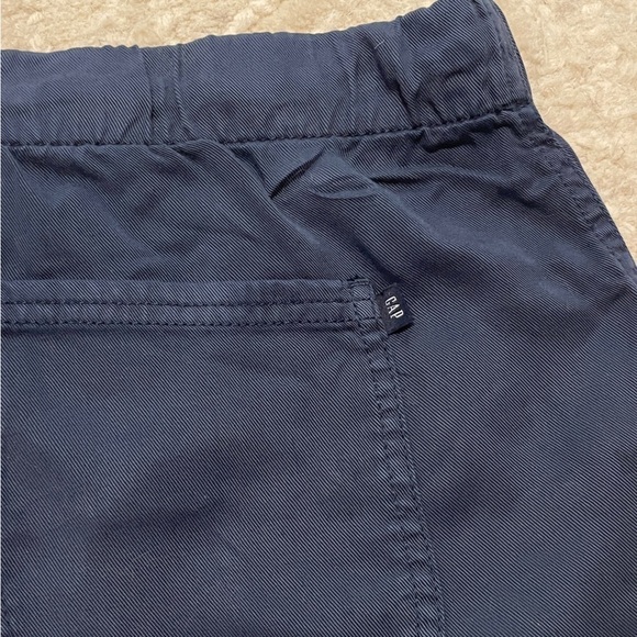 GAP Shorts - Picture 4 of 7
